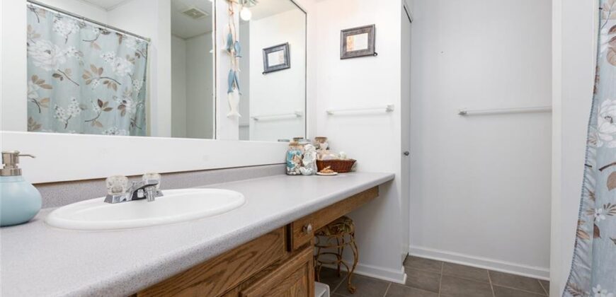 7239 N BALES Avenue, Gladstone, MO 64119