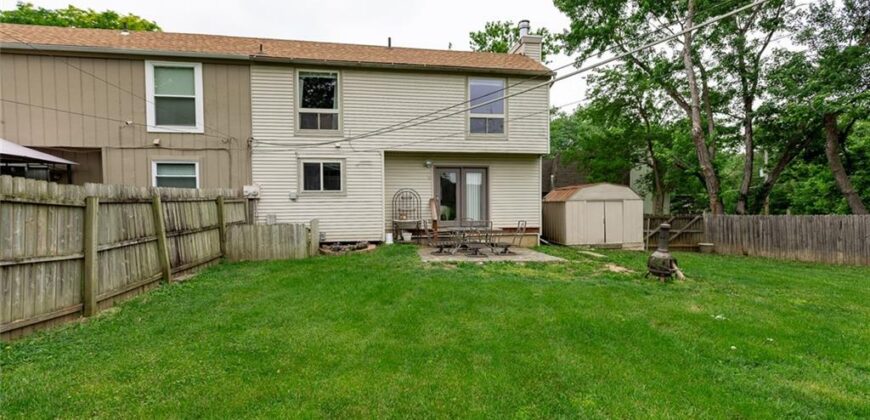 7239 N BALES Avenue, Gladstone, MO 64119