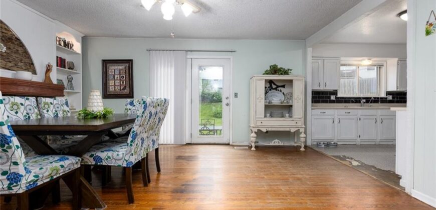7239 N BALES Avenue, Gladstone, MO 64119