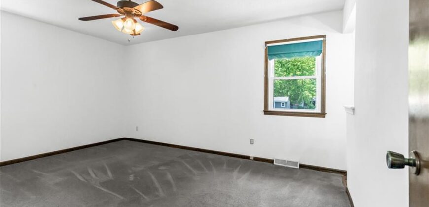 1002 Dunwich Drive, Liberty, MO 64068