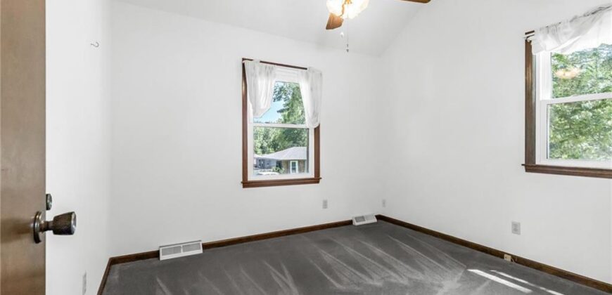 1002 Dunwich Drive, Liberty, MO 64068