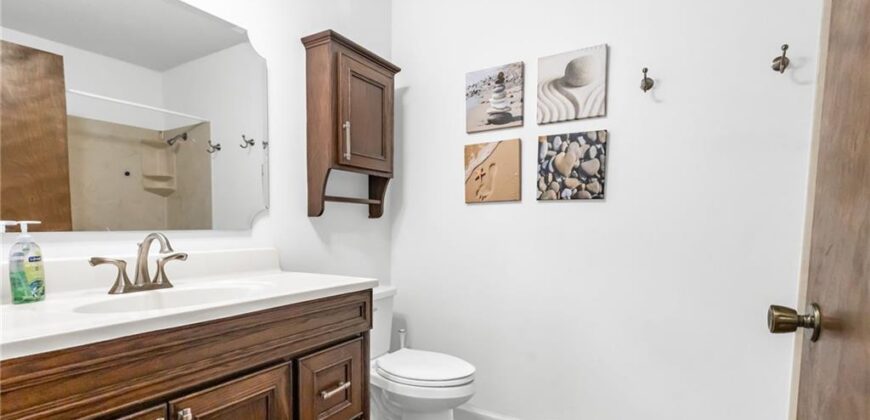 1002 Dunwich Drive, Liberty, MO 64068
