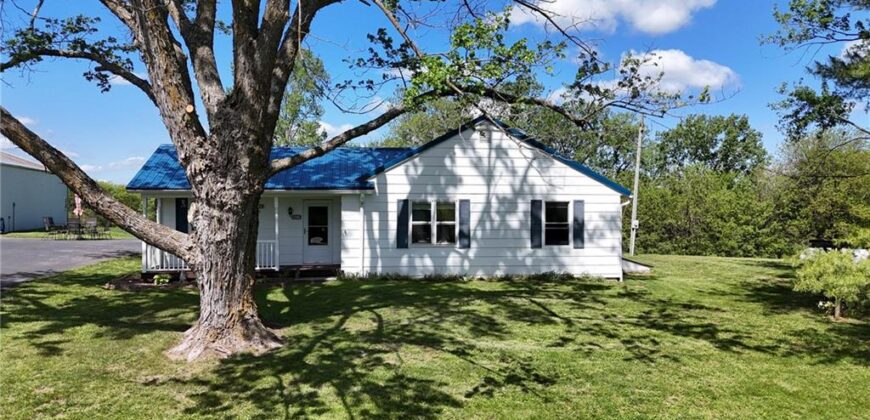 23080 Interurban Road, Dearborn, MO 64439