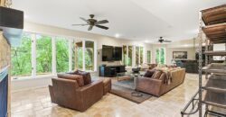 8414 Vista Circle, Parkville, MO 64152