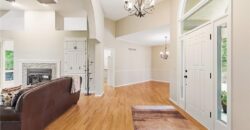 8414 Vista Circle, Parkville, MO 64152