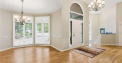 8414 Vista Circle, Parkville, MO 64152