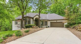 8414 Vista Circle, Parkville, MO 64152