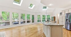 8414 Vista Circle, Parkville, MO 64152
