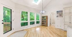 8414 Vista Circle, Parkville, MO 64152