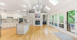 8414 Vista Circle, Parkville, MO 64152