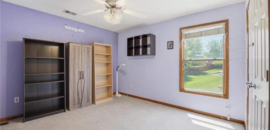 8515 N Chalmers Avenue, Kansas City, MO 64153