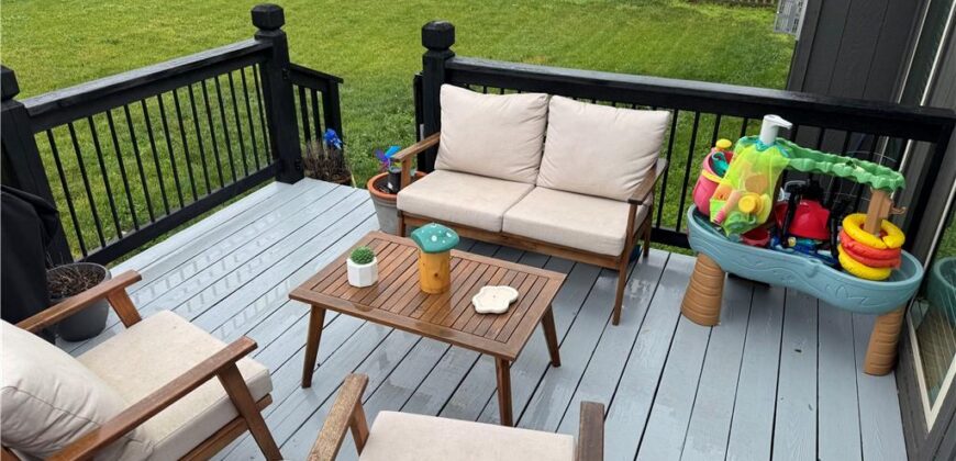 8932 NE 116th Place, Kansas City, MO 64157