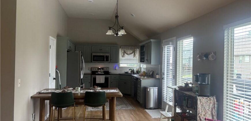 8932 NE 116th Place, Kansas City, MO 64157