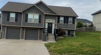 8932 NE 116th Place, Kansas City, MO 64157