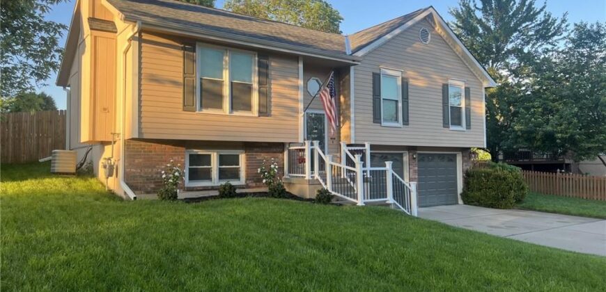 7210 NE 70th Street, Kansas City, MO 64119