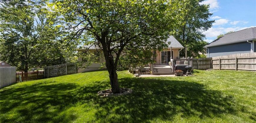 7210 NE 70th Street, Kansas City, MO 64119