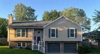7210 NE 70th Street, Kansas City, MO 64119
