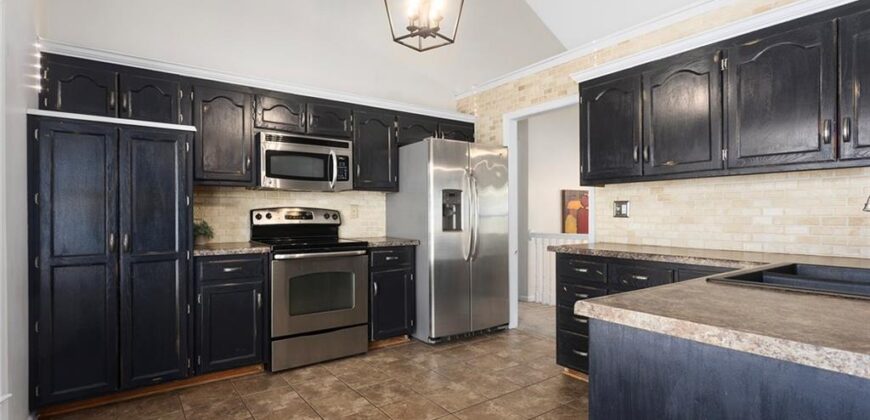 7210 NE 70th Street, Kansas City, MO 64119