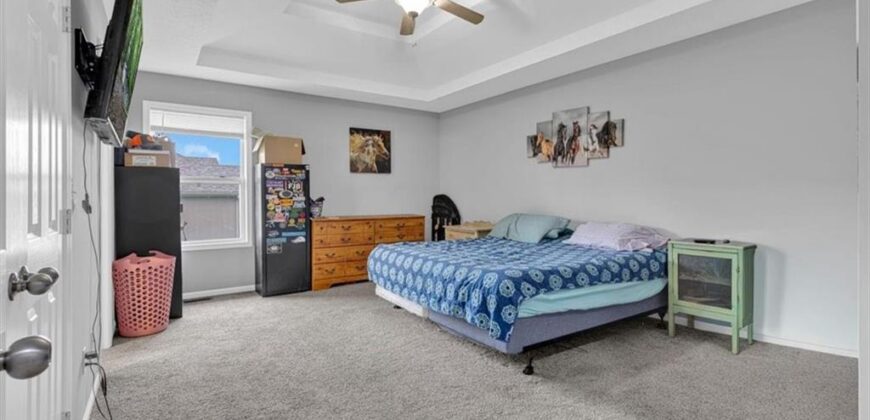 1102 E 18th Street, Kearney, MO 64060