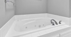 1102 E 18th Street, Kearney, MO 64060