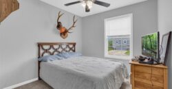 1102 E 18th Street, Kearney, MO 64060
