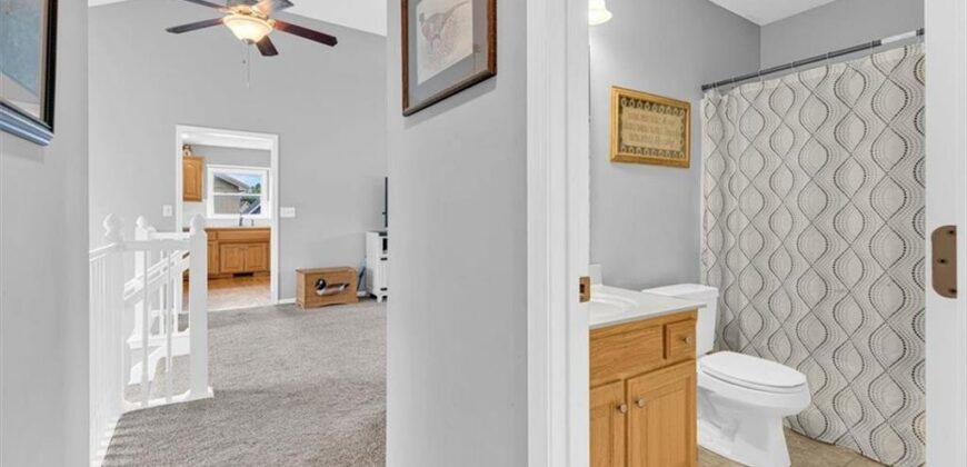 1102 E 18th Street, Kearney, MO 64060