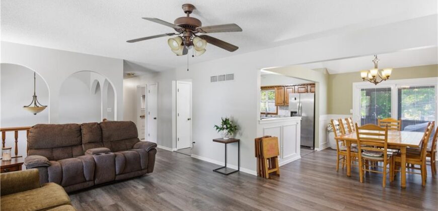 2300 NW 84th Terrace, Kansas City, MO 64154