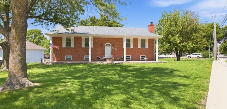2300 NW 84th Terrace, Kansas City, MO 64154