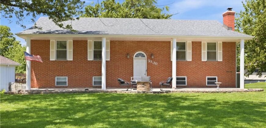 2300 NW 84th Terrace, Kansas City, MO 64154