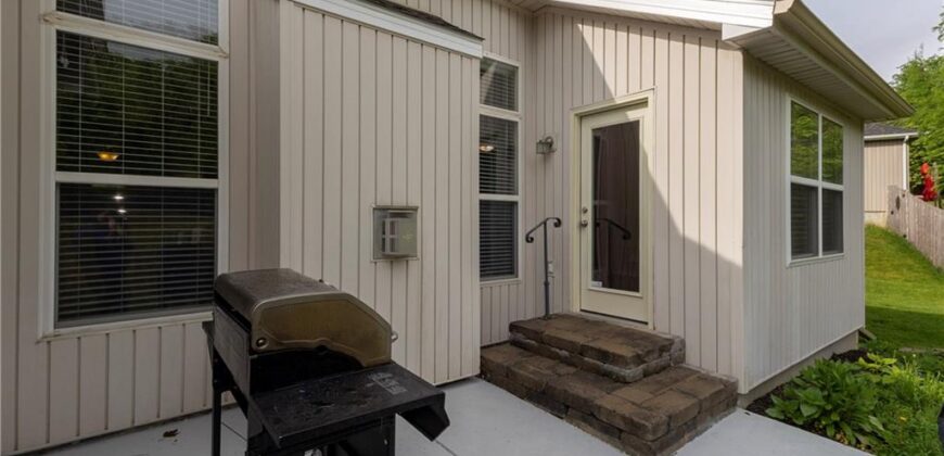 5005 NW Flintridge Drive, Riverside, MO 64150