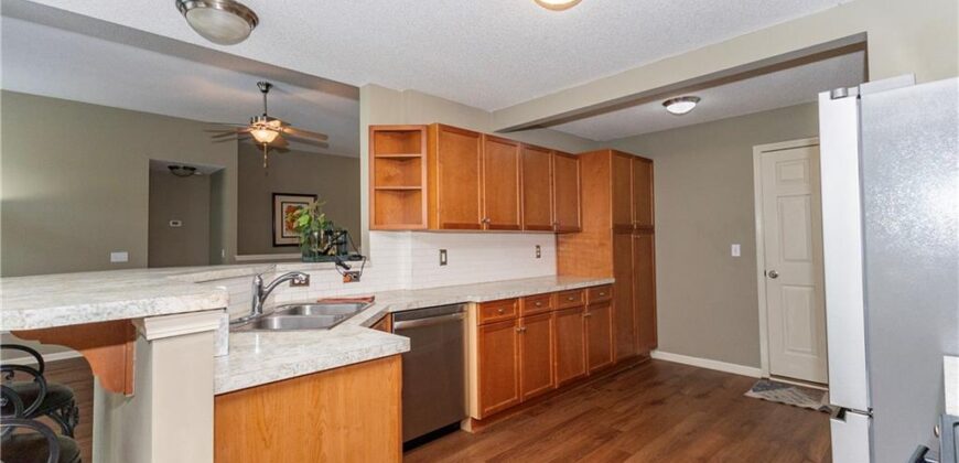 5005 NW Flintridge Drive, Riverside, MO 64150