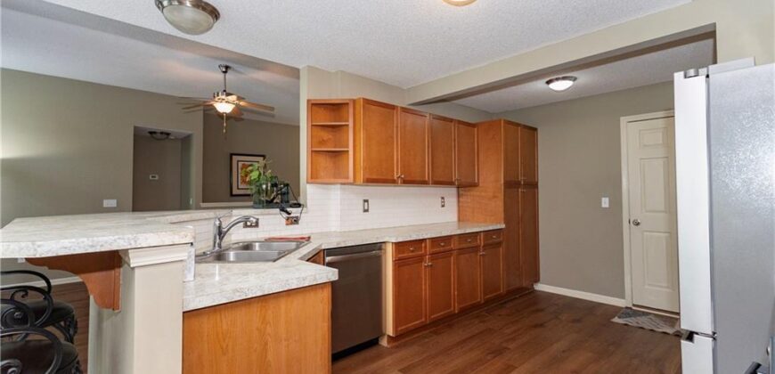 5005 NW Flintridge Drive, Riverside, MO 64150