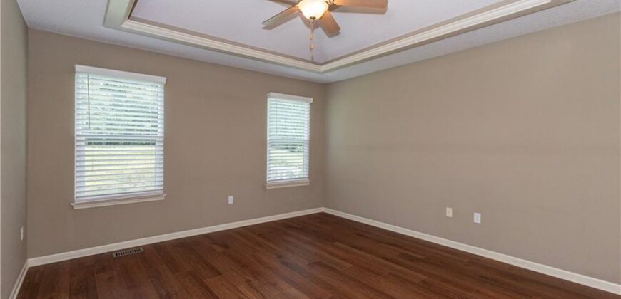 5005 NW Flintridge Drive, Riverside, MO 64150