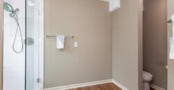 5005 NW Flintridge Drive, Riverside, MO 64150