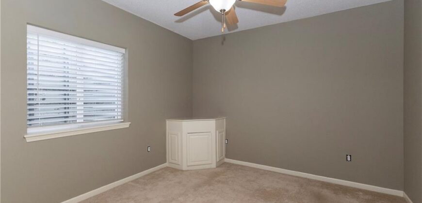5005 NW Flintridge Drive, Riverside, MO 64150