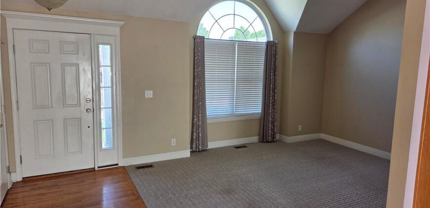 10727 N LANE Avenue, Kansas City, MO 64157