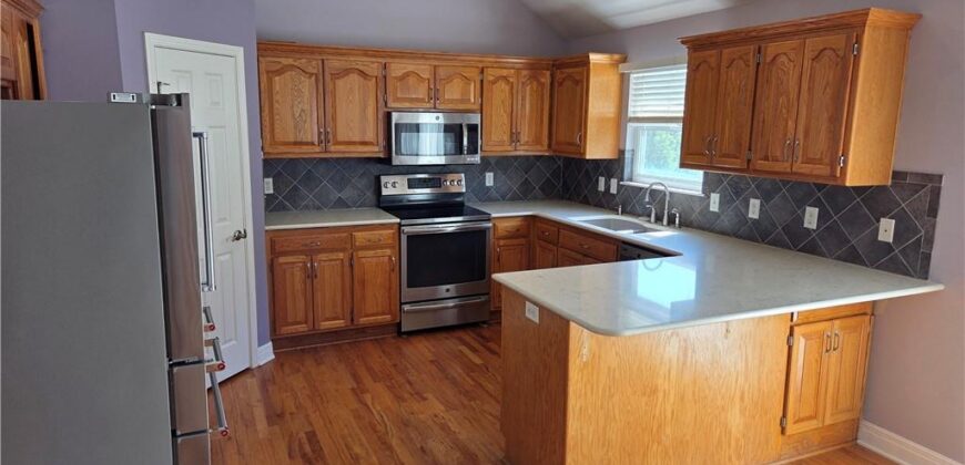 10727 N LANE Avenue, Kansas City, MO 64157