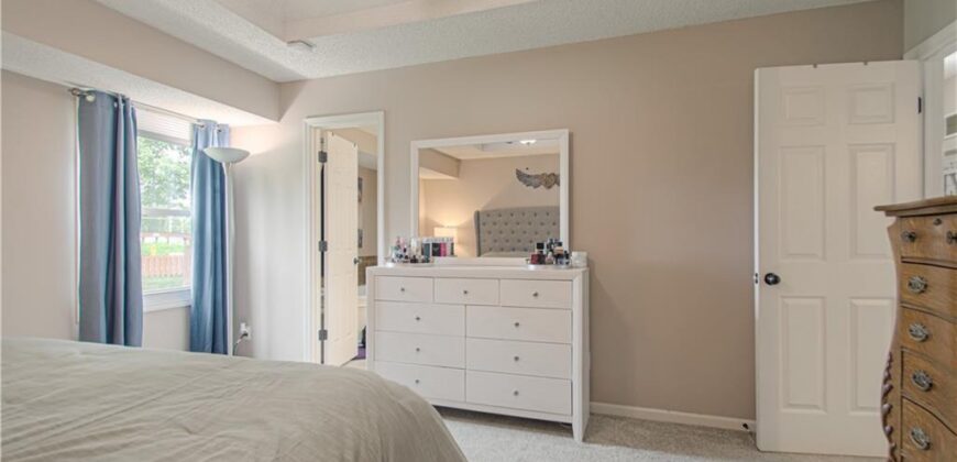 10820 N Kentucky Court, Kansas City, MO 64157