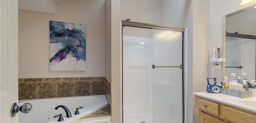 10820 N Kentucky Court, Kansas City, MO 64157