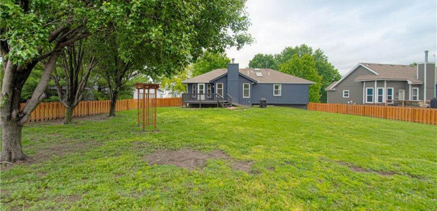 10820 N Kentucky Court, Kansas City, MO 64157