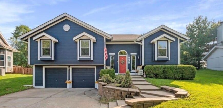 10820 N Kentucky Court, Kansas City, MO 64157