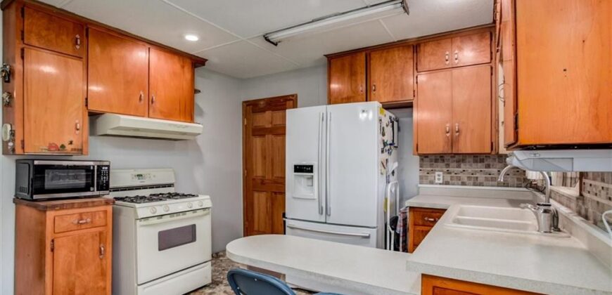 107 NE 72 nd Terrace, Gladstone, MO 64118