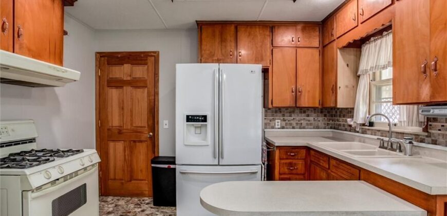 107 NE 72 nd Terrace, Gladstone, MO 64118