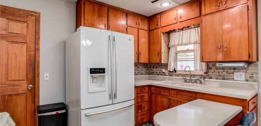 107 NE 72 nd Terrace, Gladstone, MO 64118