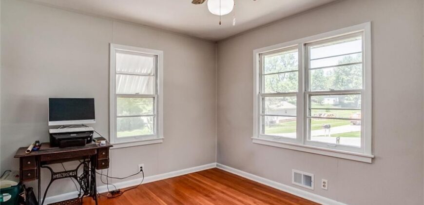 107 NE 72 nd Terrace, Gladstone, MO 64118