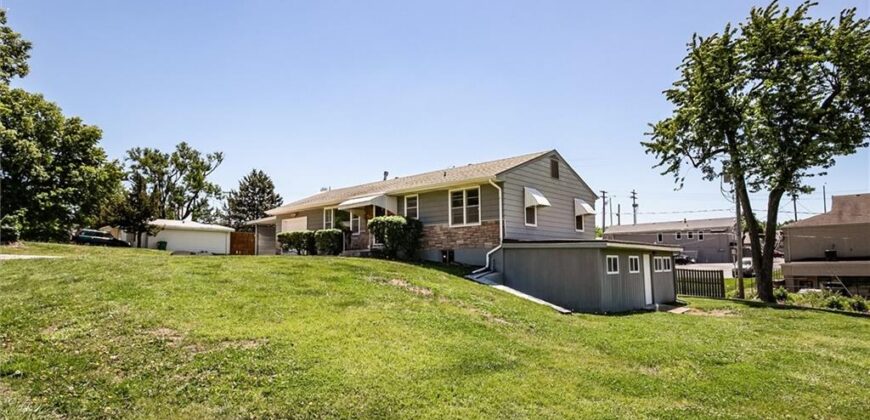 107 NE 72 nd Terrace, Gladstone, MO 64118