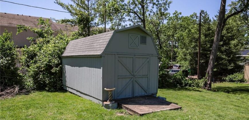 107 NE 72 nd Terrace, Gladstone, MO 64118