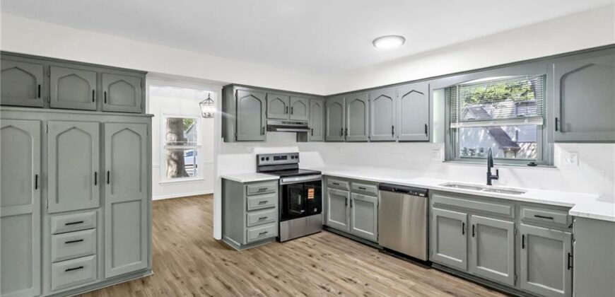 1405 NE 99th Street, Kansas City, MO 64155