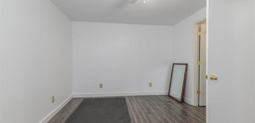4214 NW 78th Street, Kansas City, MO 64151