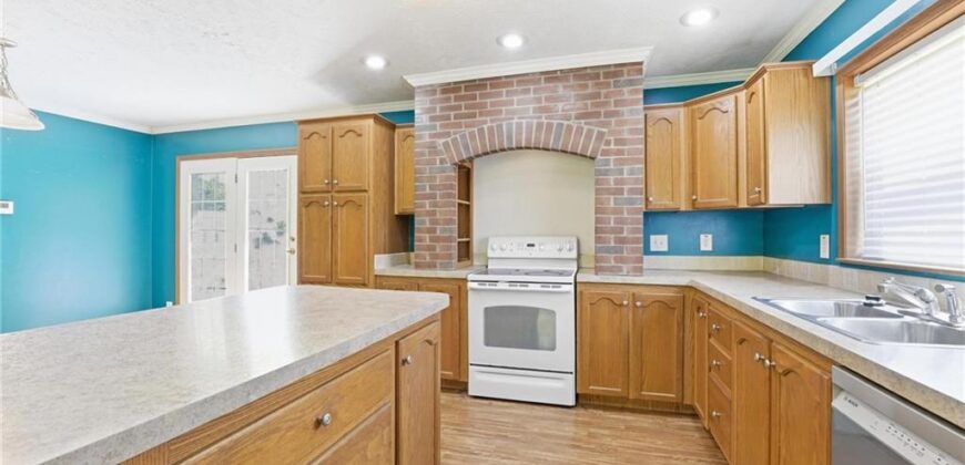 33555 Brown Road, Rushville, MO 64484